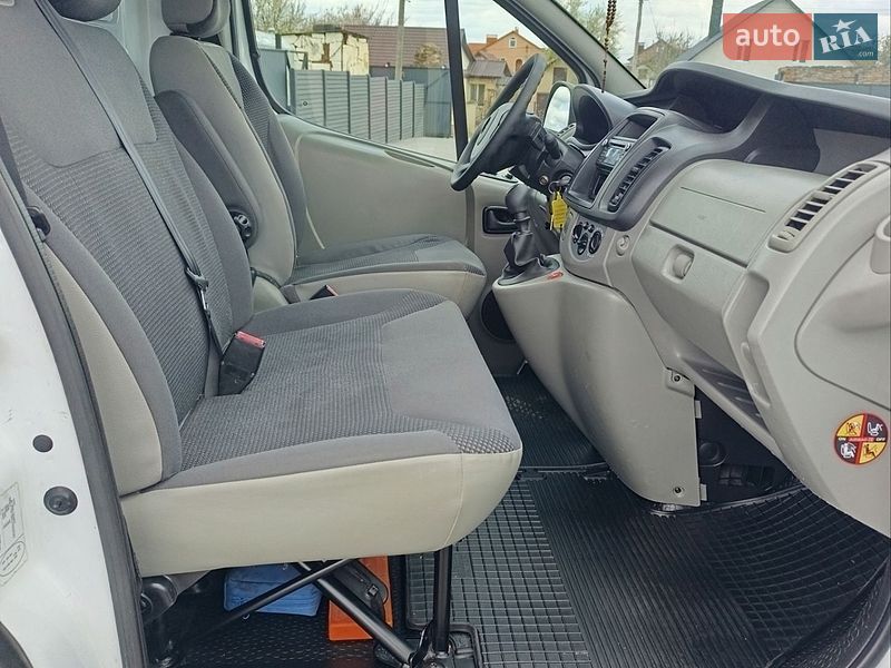 Грузовой фургон Opel Vivaro 2013 в Василькове