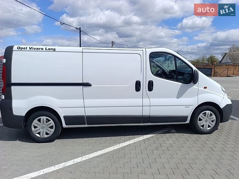 Грузовой фургон Opel Vivaro 2013 в Василькове