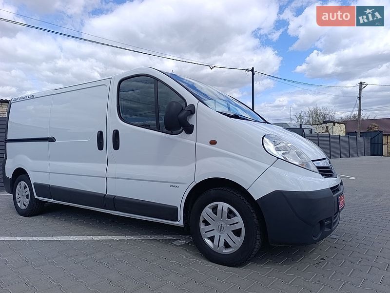 Грузовой фургон Opel Vivaro 2013 в Василькове