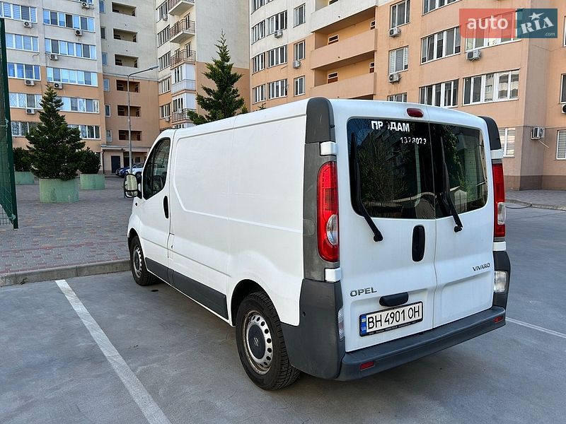 Грузовой фургон Opel Vivaro 2007 в Одессе
