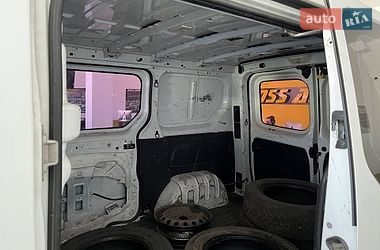 Грузопассажирский фургон Opel Vivaro 2015 в Львове