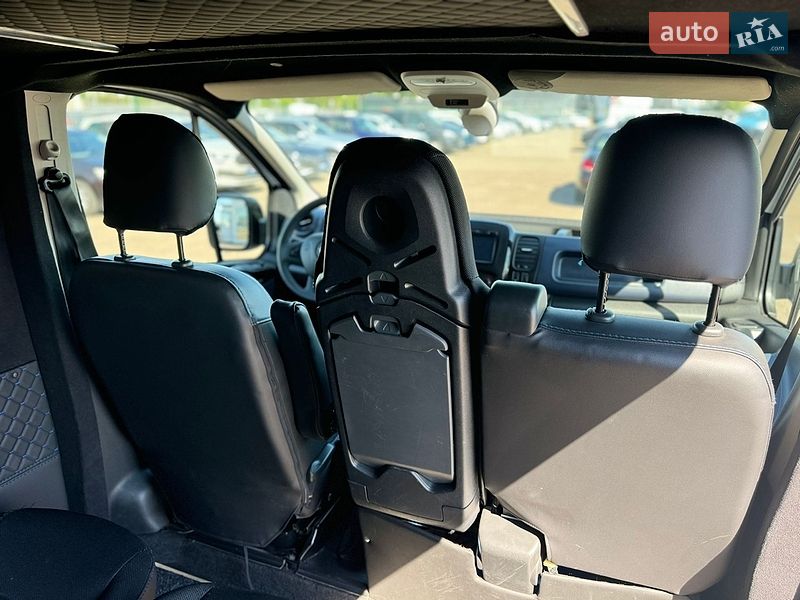 Минивэн Opel Vivaro 2018 в Киеве фото 26 Минивэн Opel Vivaro 2018 в Киеве