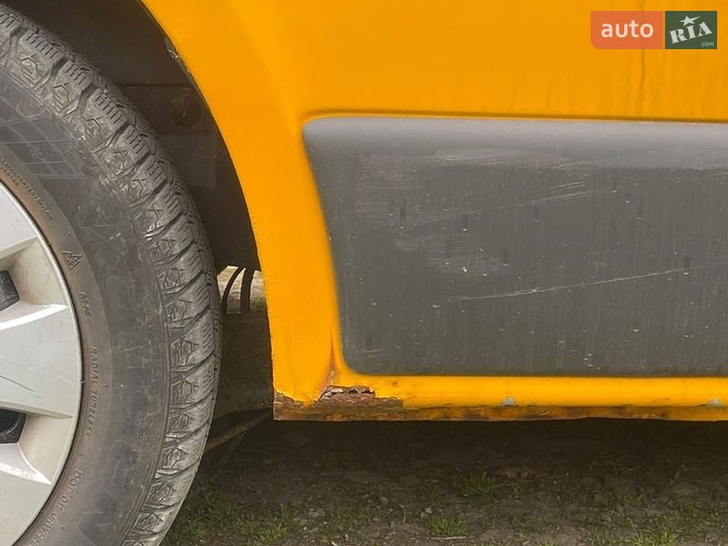 Мінівен Opel Vivaro 2008 в Івано-Франківську