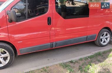 Мінівен Opel Vivaro 2003 в Чернівцях