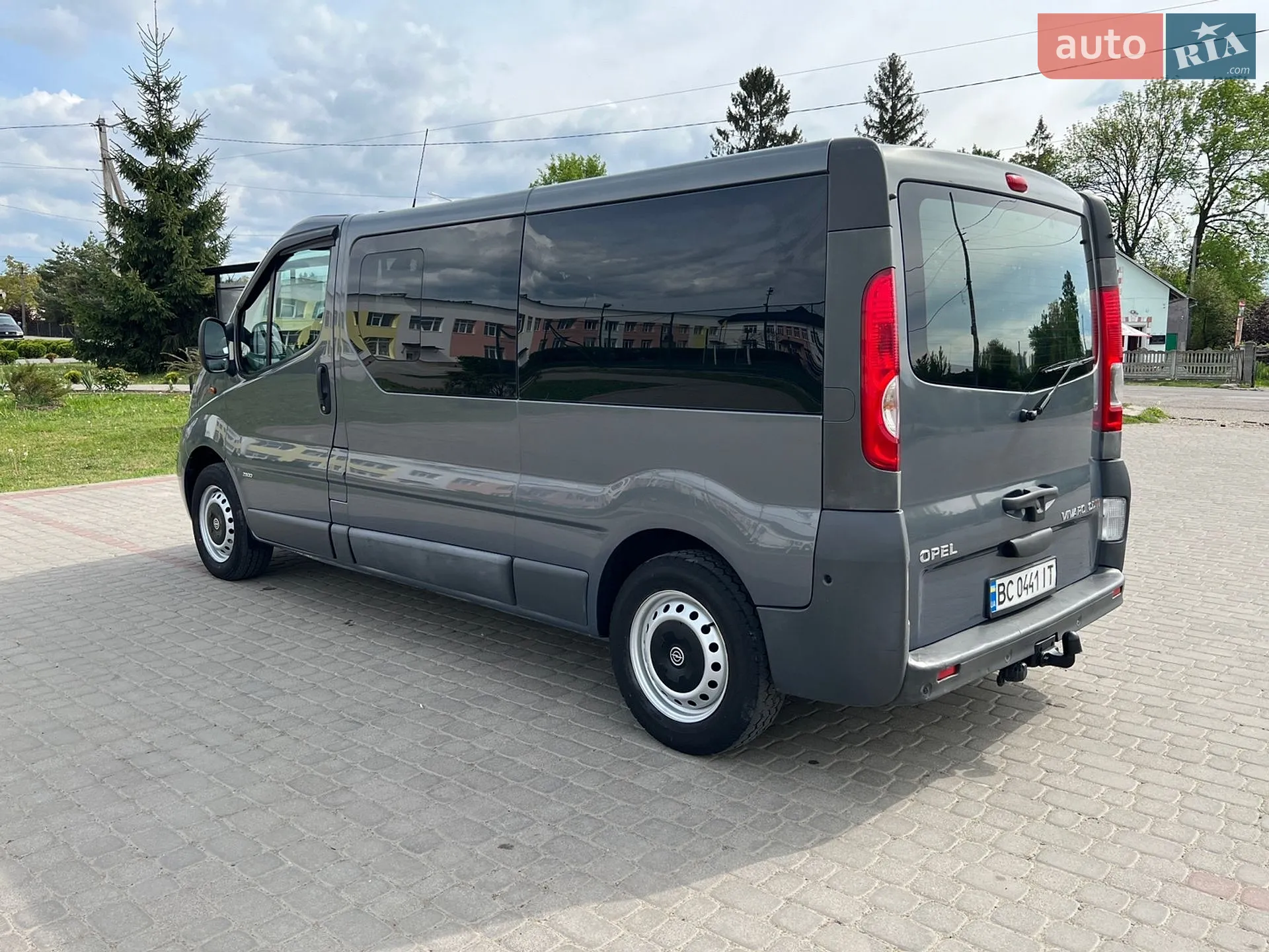 2010 Opel Vivaro - мініатюра 10