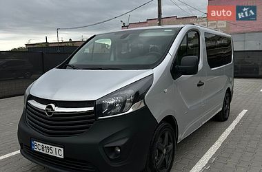 Минивэн Opel Vivaro 2017 в Нежине