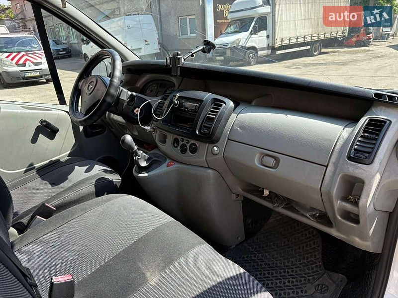 Грузовой фургон Opel Vivaro 2007 в Киеве фото 10 Грузовой фургон Opel Vivaro 2007 в Киеве