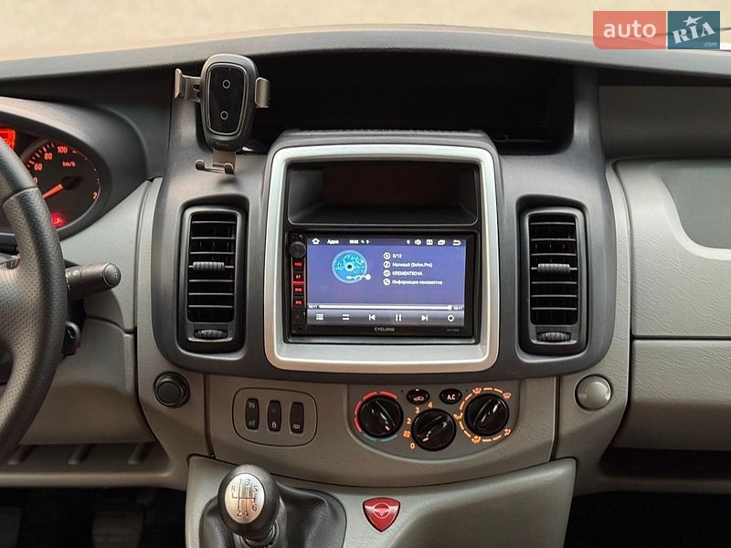 Минивэн Opel Vivaro 2014 в Черновцах