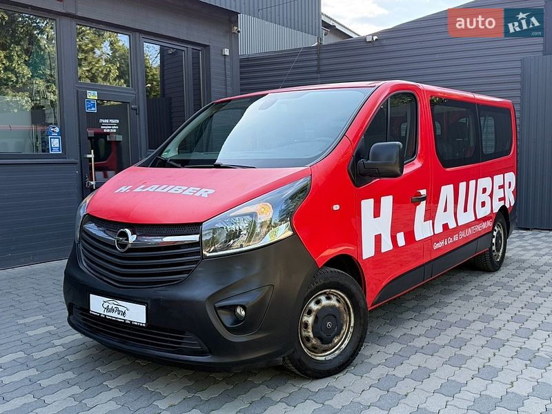 Opel Vivaro 2016