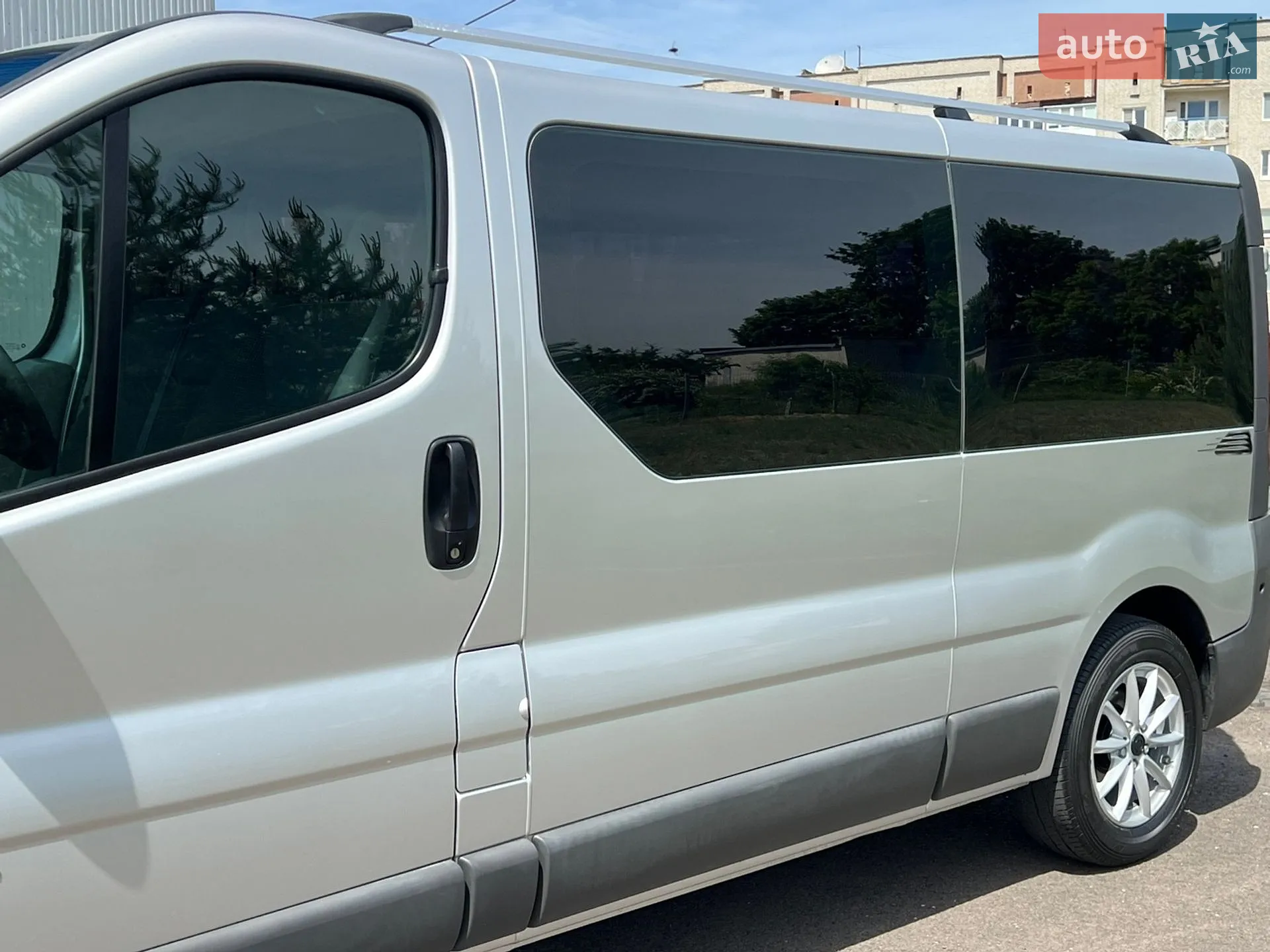 2010 Opel Vivaro - мініатюра 23
