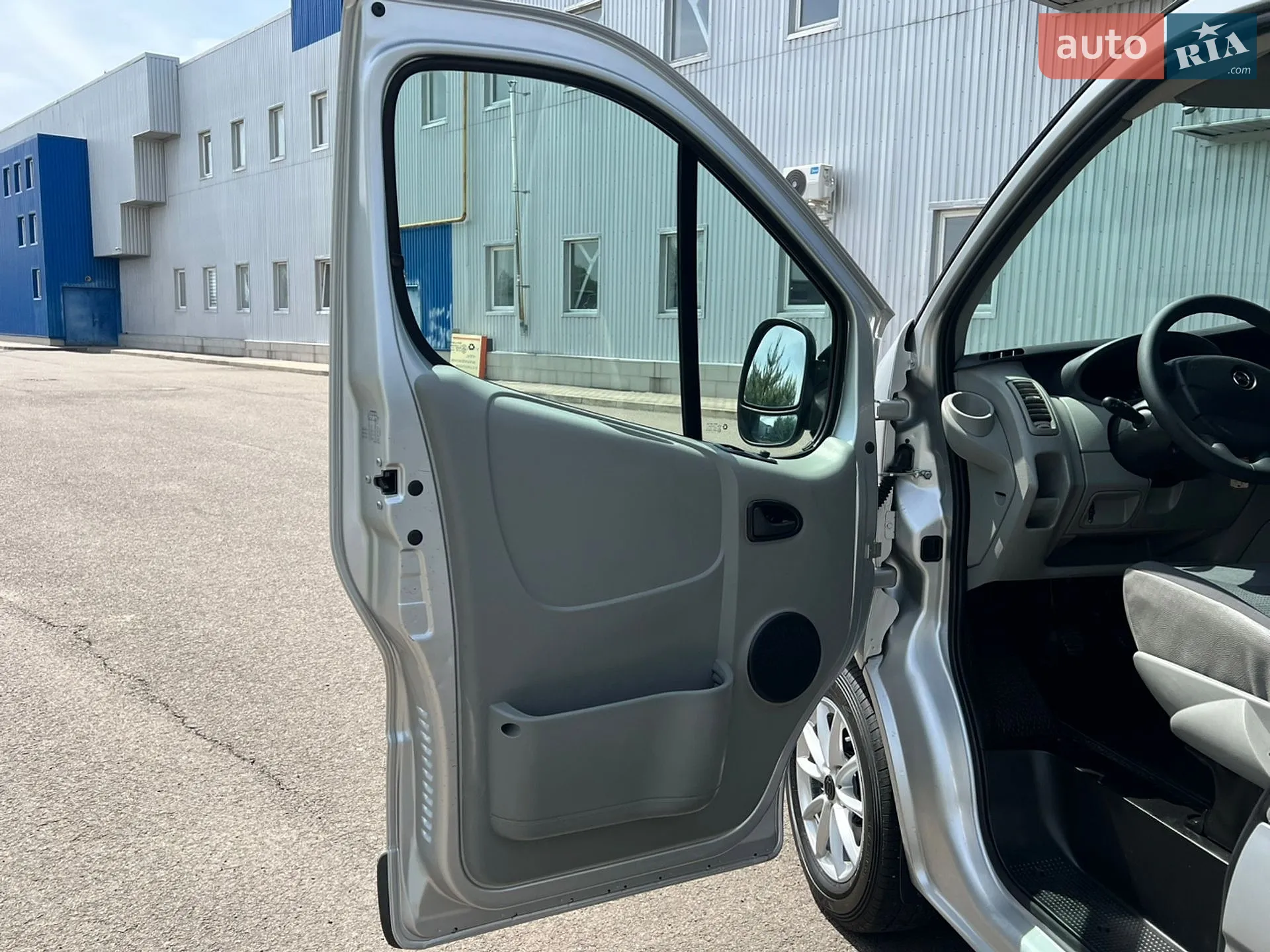 2010 Opel Vivaro - мініатюра 45