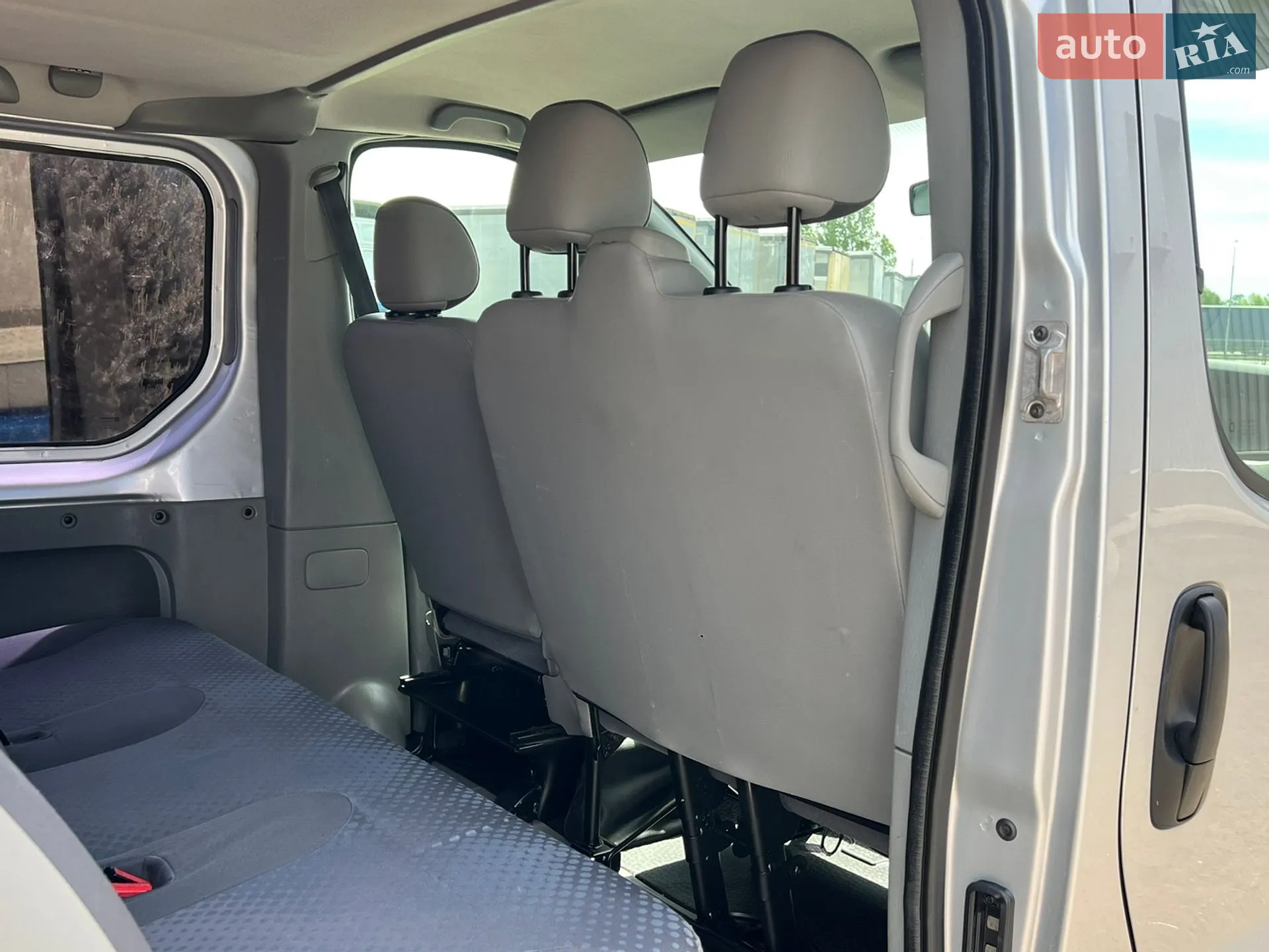 2010 Opel Vivaro - мініатюра 58