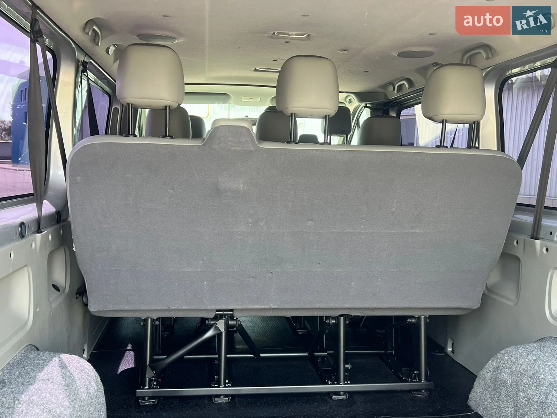 2010 Opel Vivaro - мініатюра 68