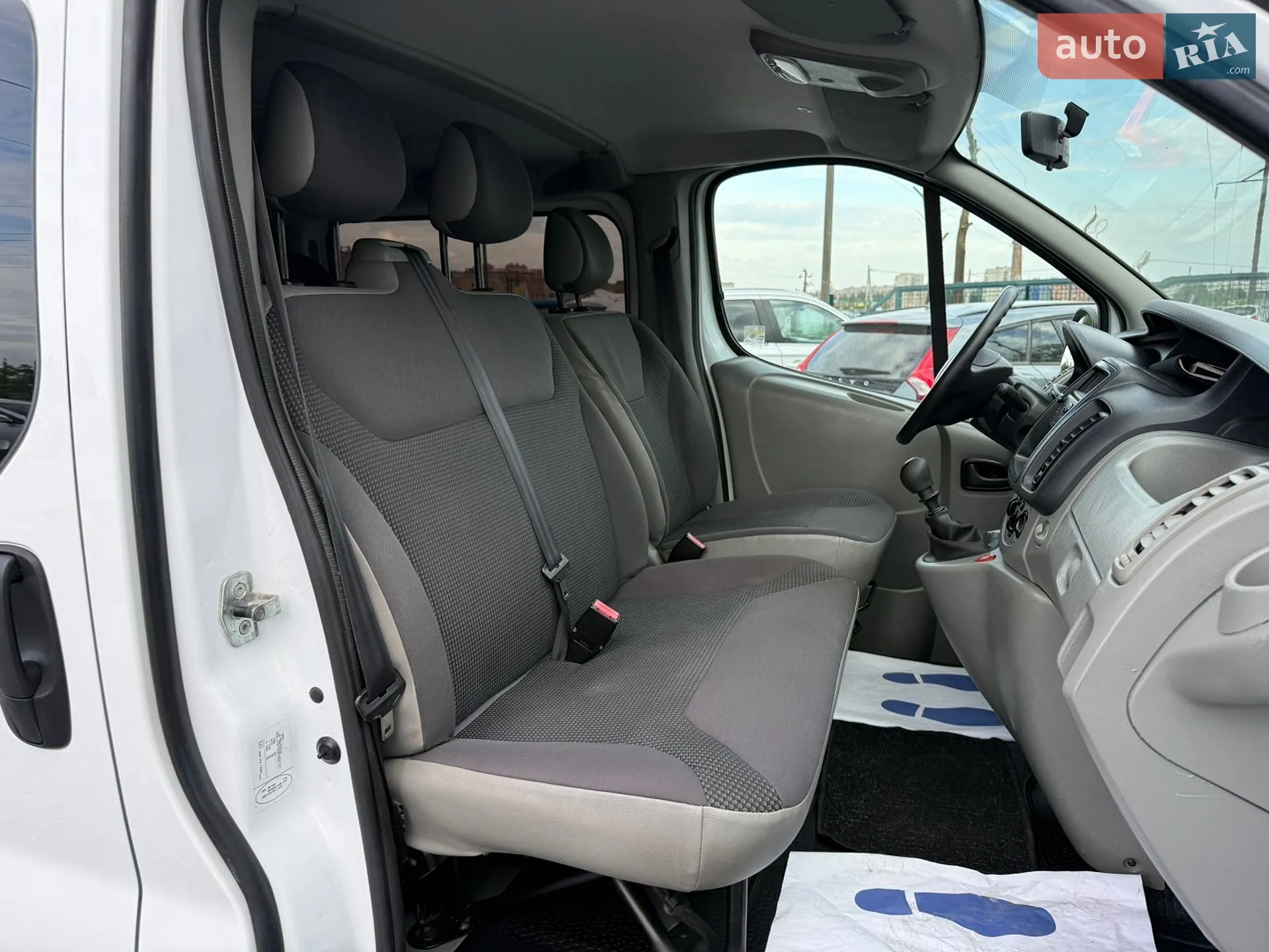 2013 Opel Vivaro - мініатюра 2
