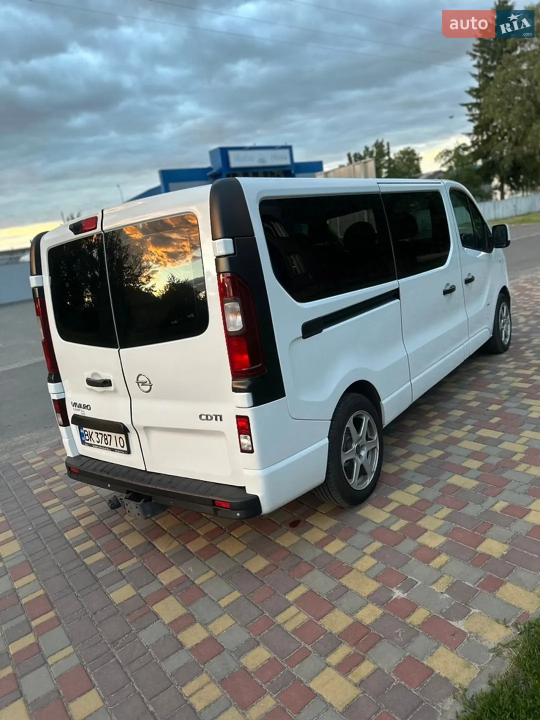 2015 Opel Vivaro - мініатюра 10
