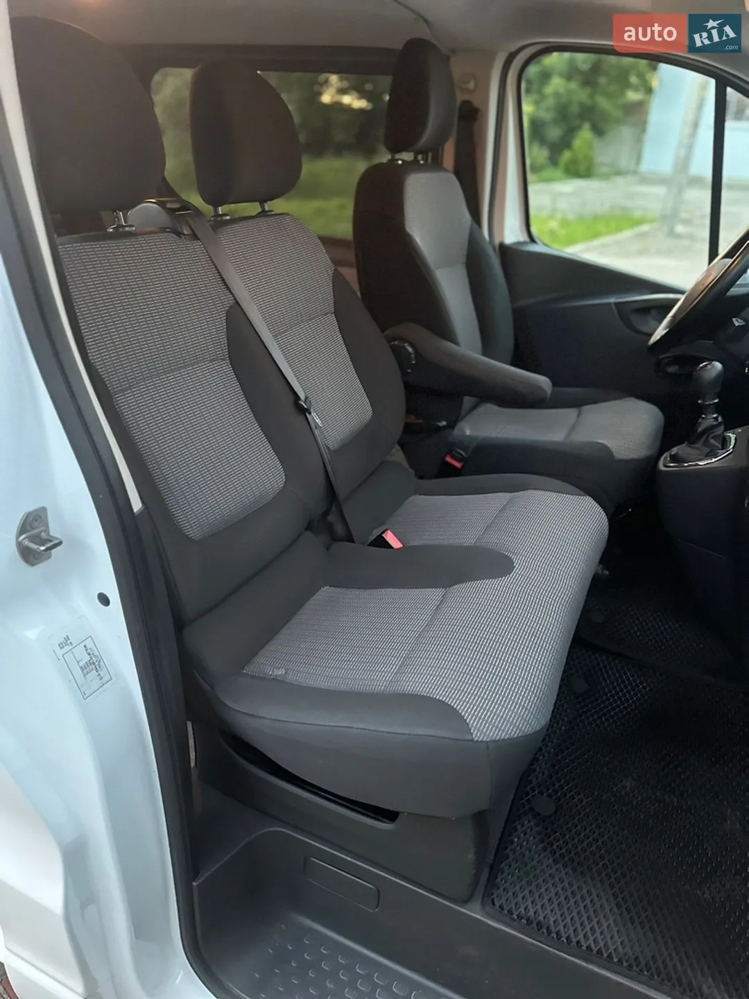 2015 Opel Vivaro - мініатюра 18
