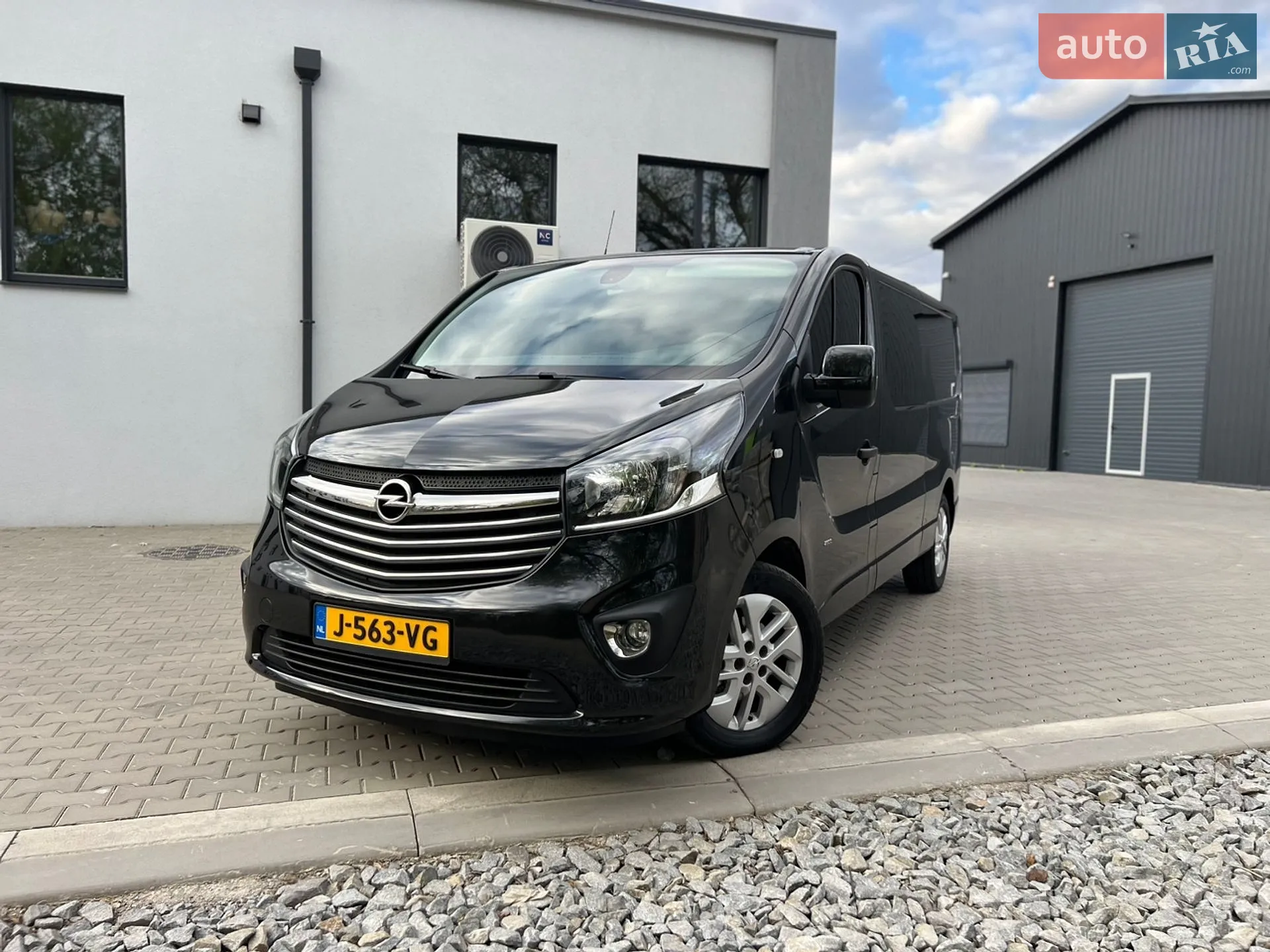 2017 Opel Vivaro - мініатюра 2
