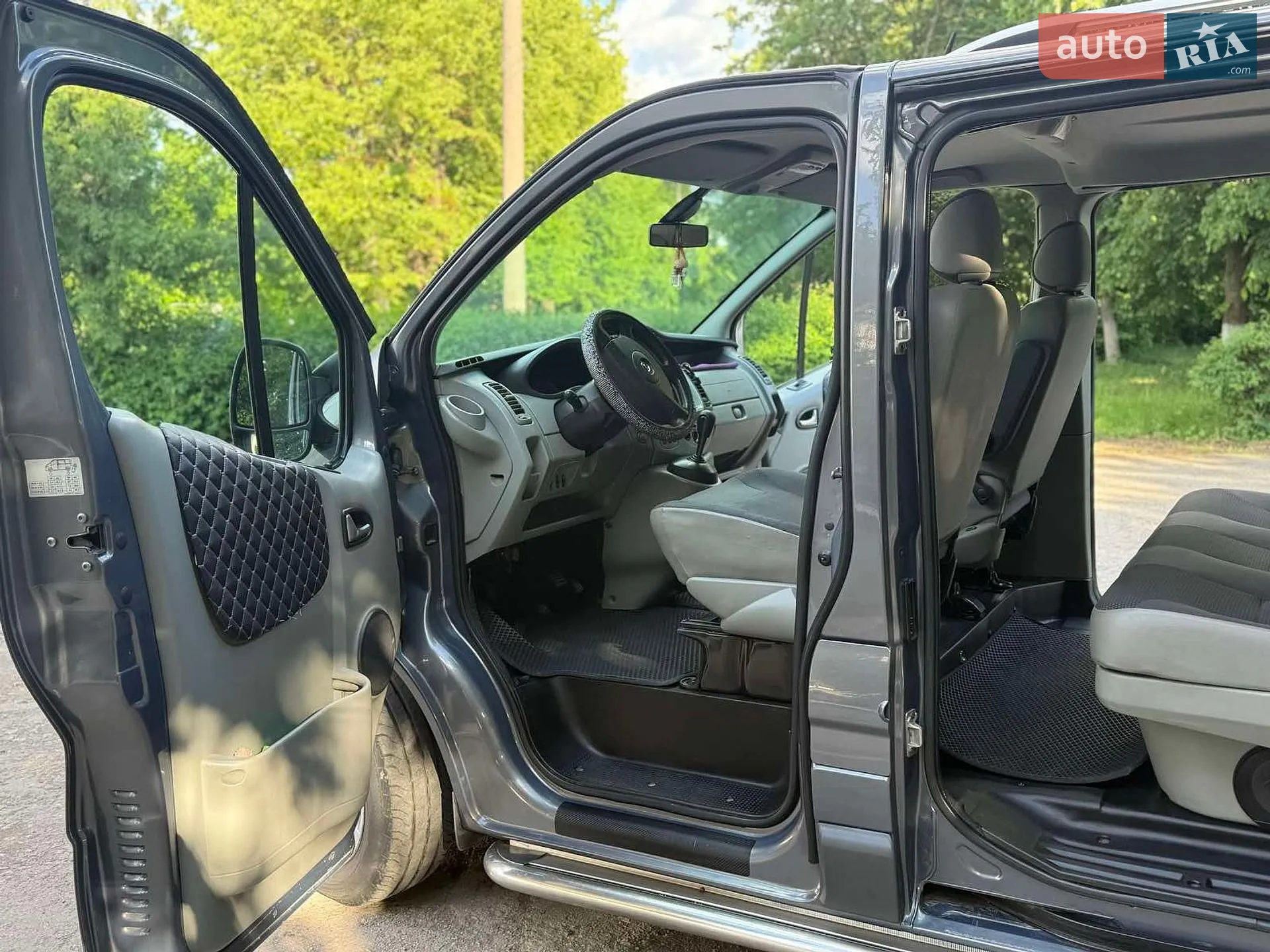 2011 Opel Vivaro - мініатюра 11