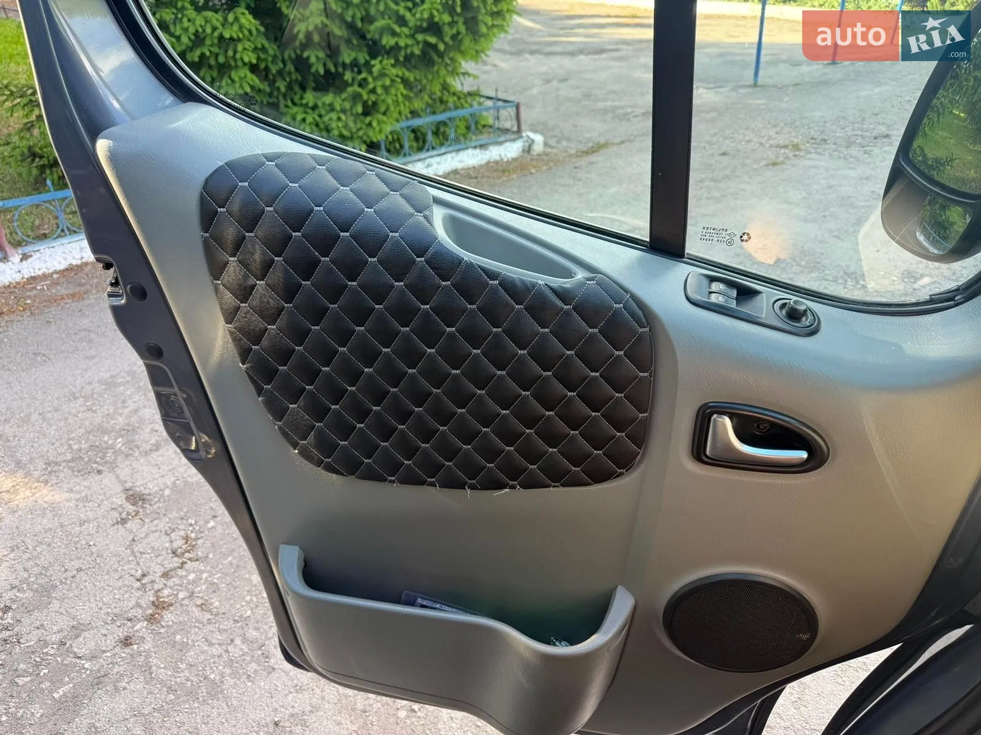 2011 Opel Vivaro - мініатюра 30