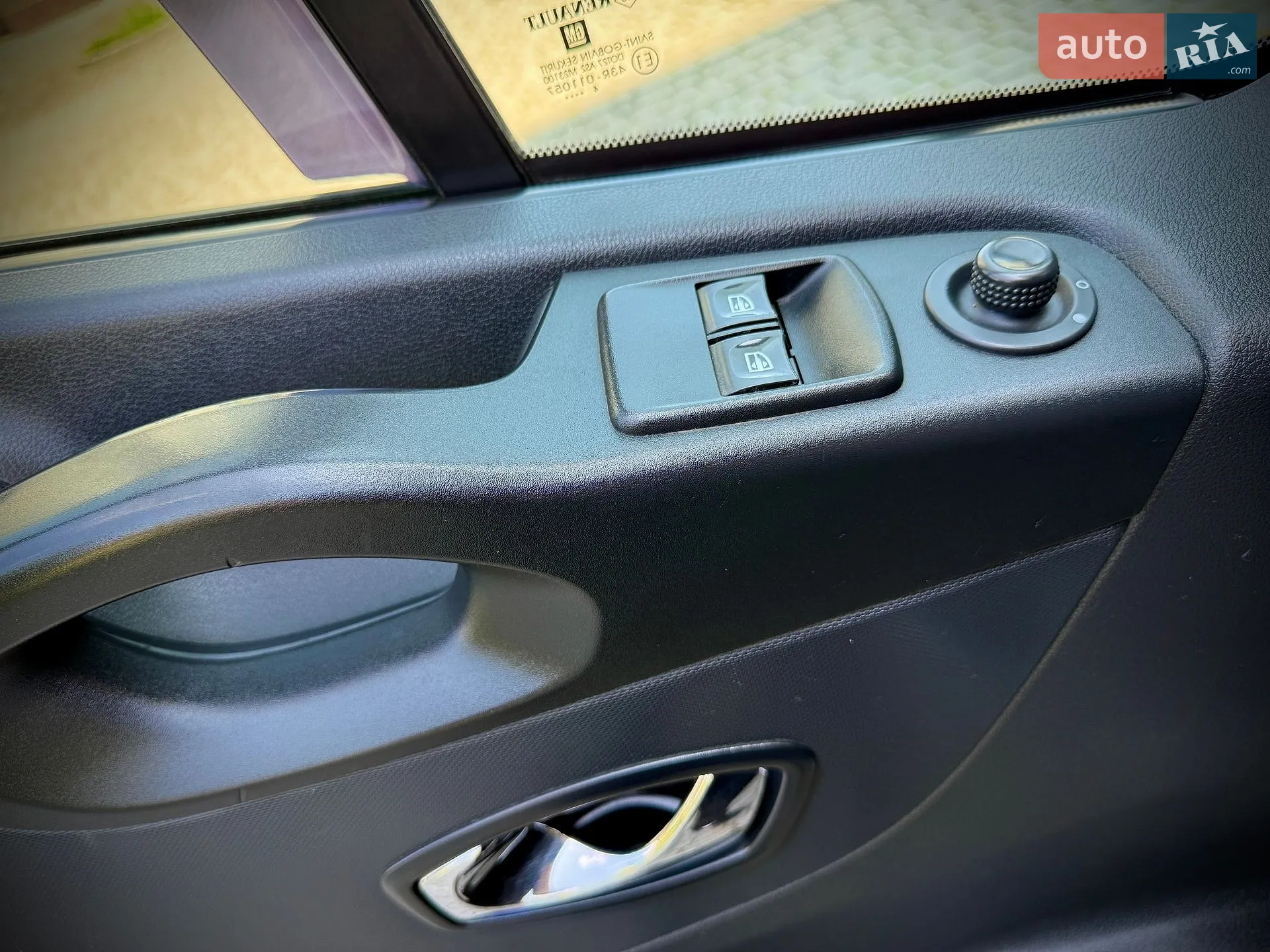 2015 Opel Vivaro - мініатюра 45