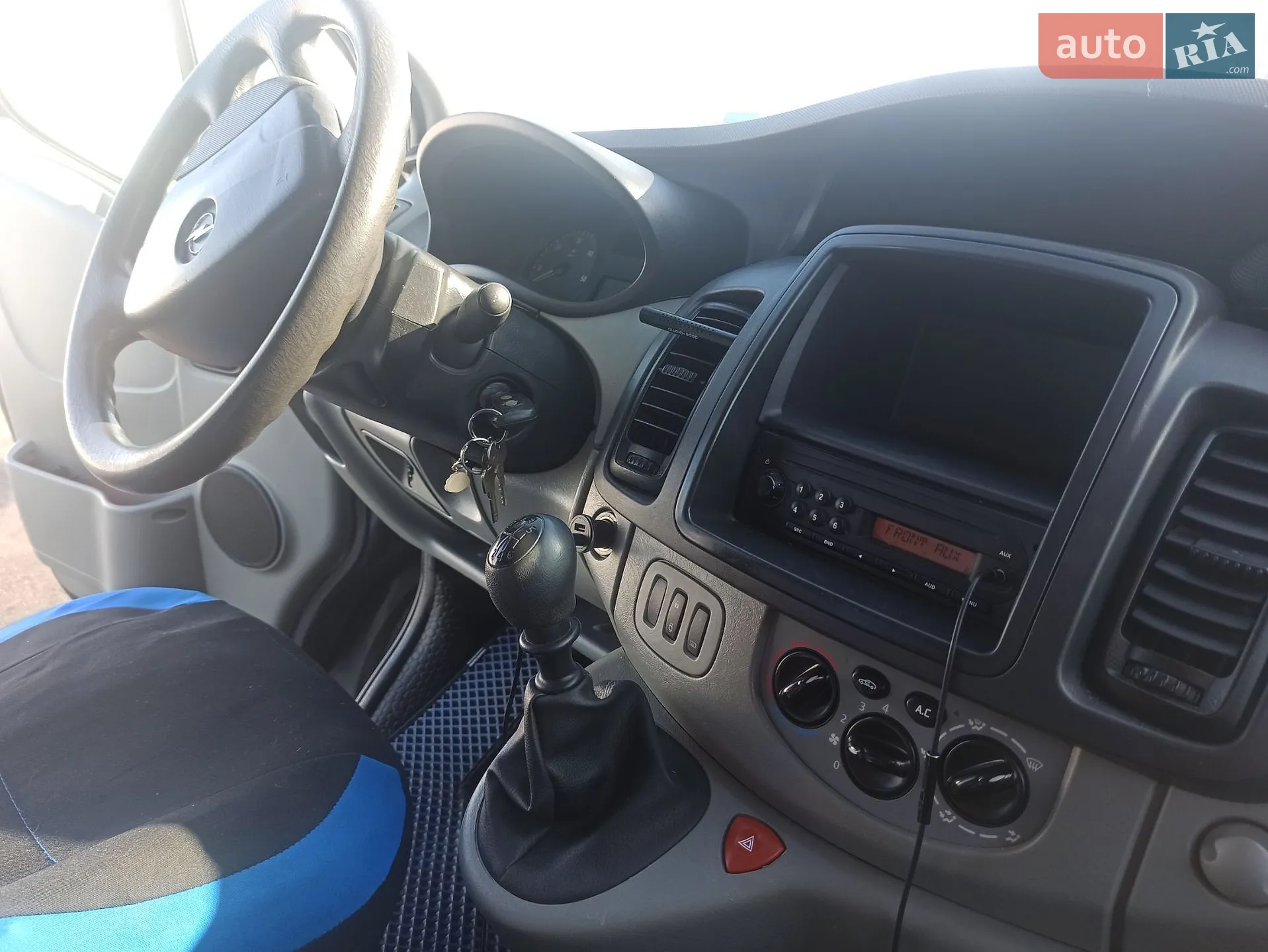 2011 Opel Vivaro - мініатюра 24