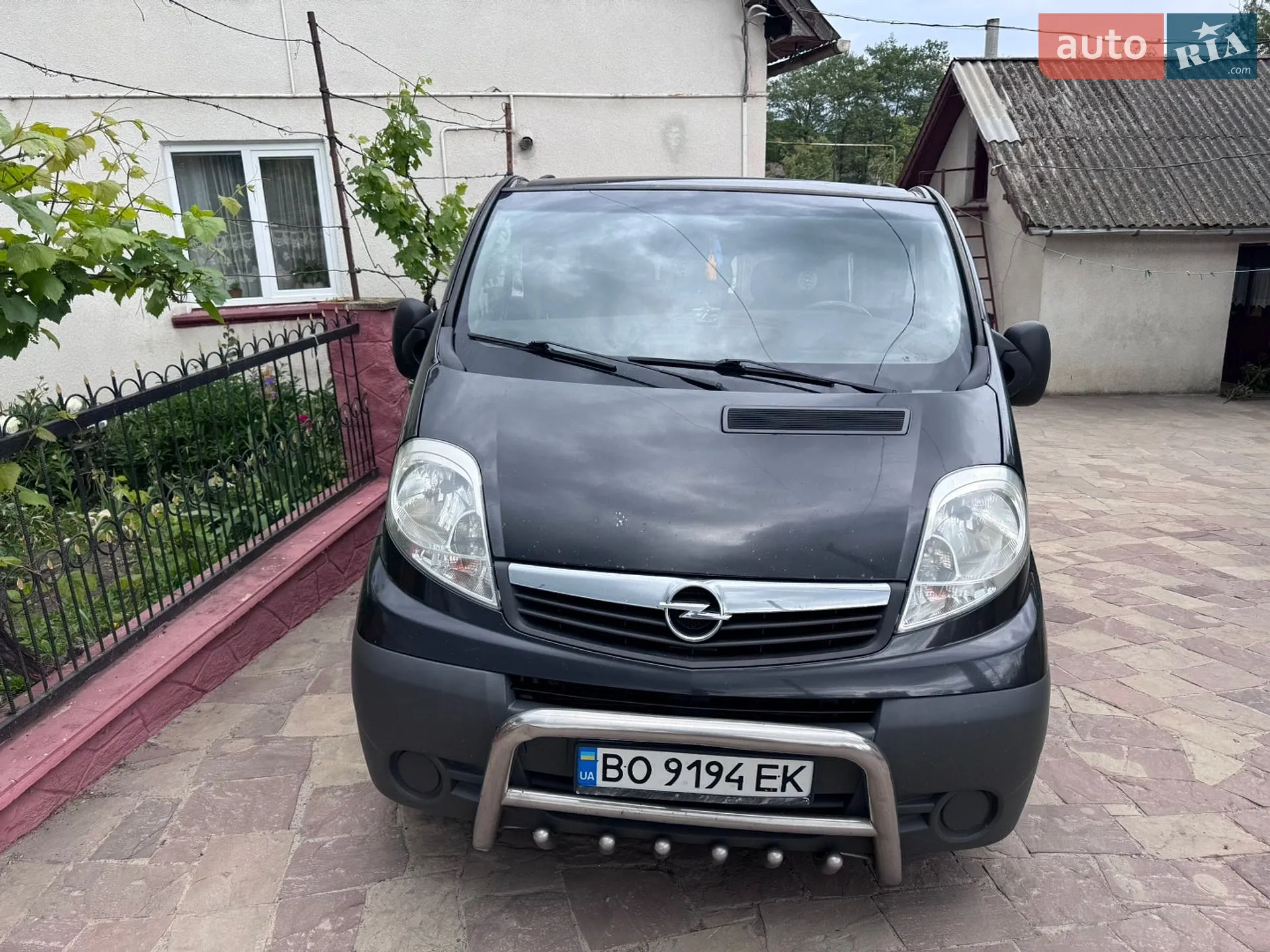 2010 Opel Vivaro - фото 1