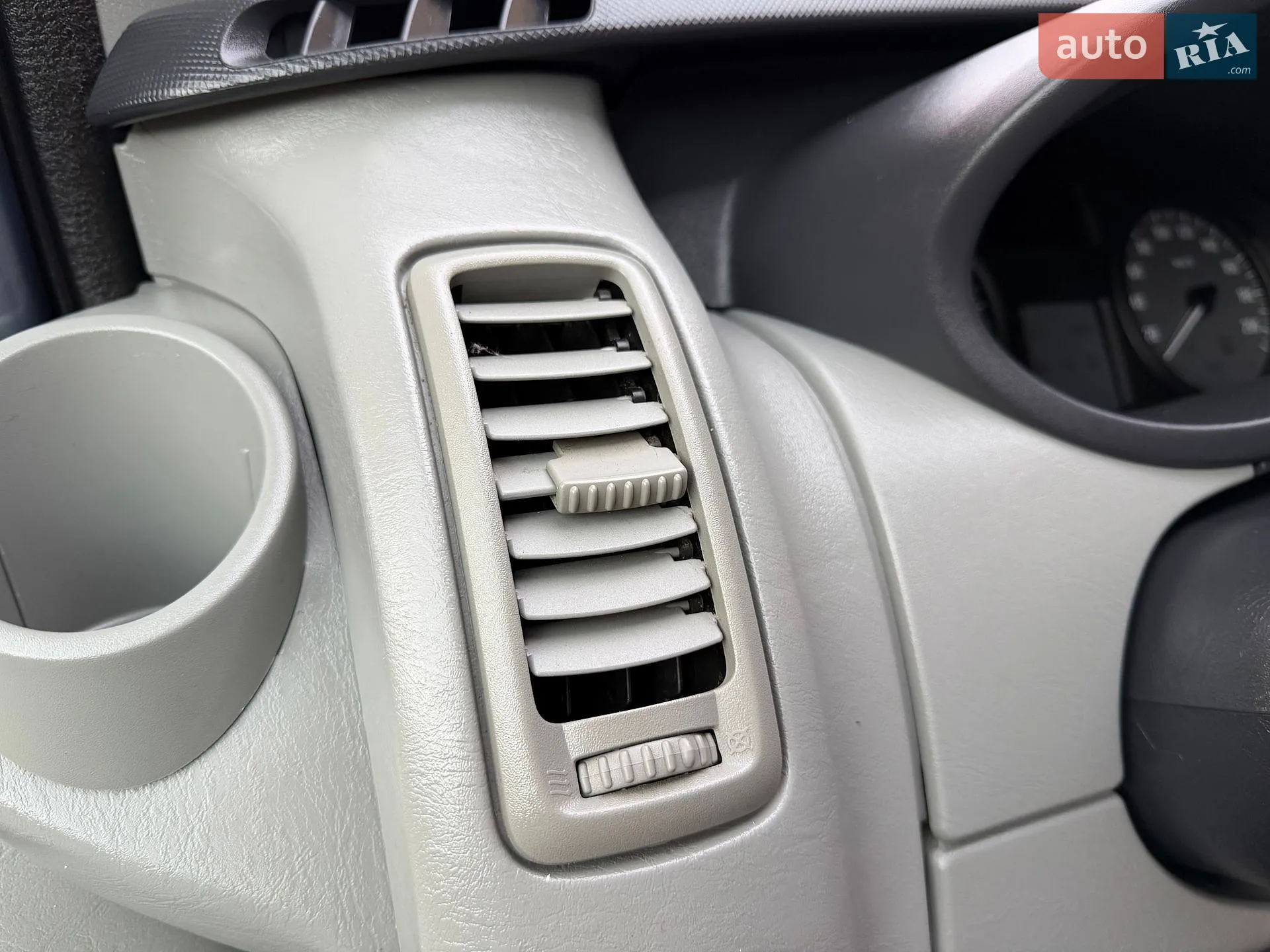 2014 Opel Vivaro - мініатюра 151