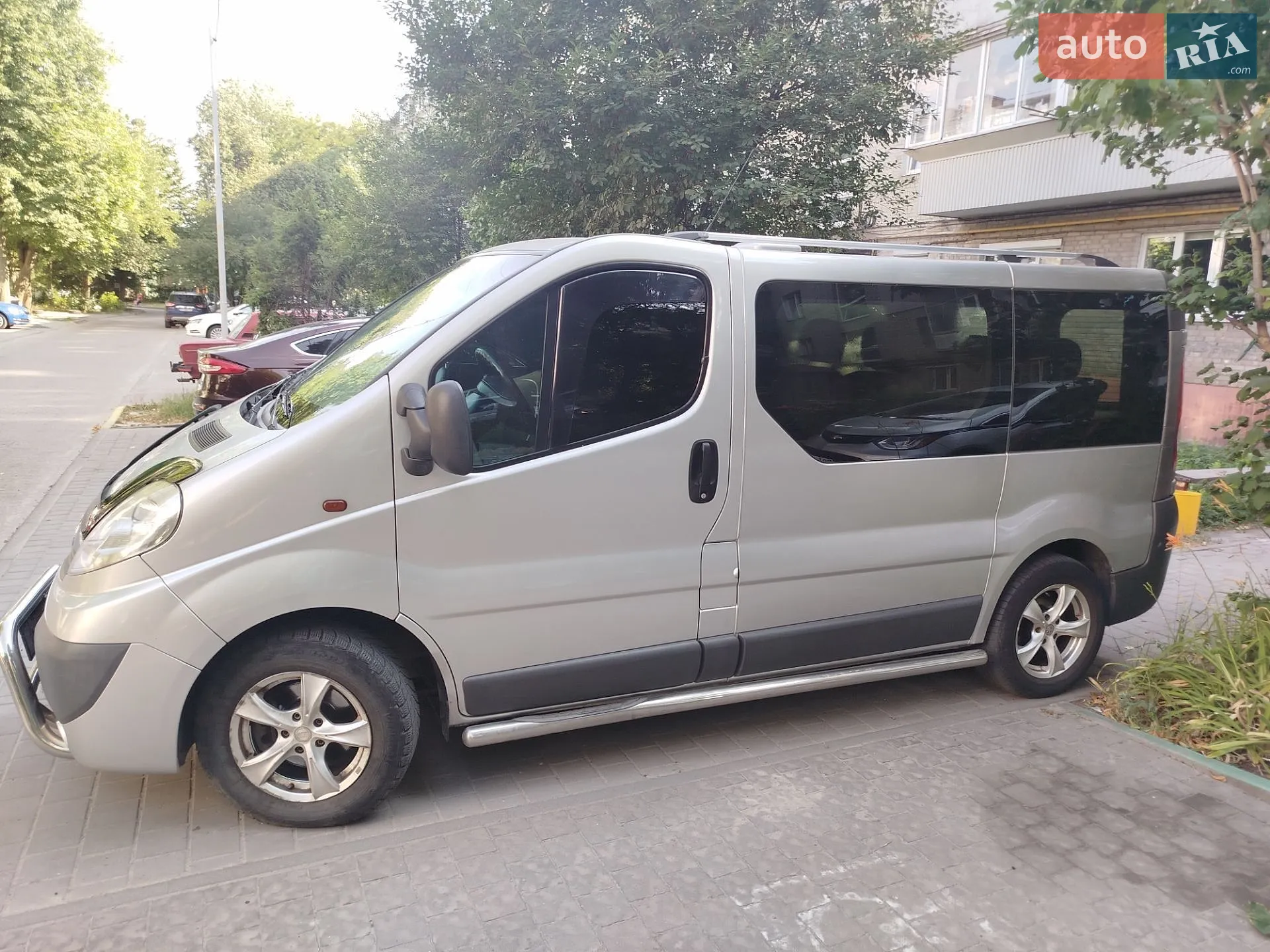 2010 Opel Vivaro - мініатюра 8