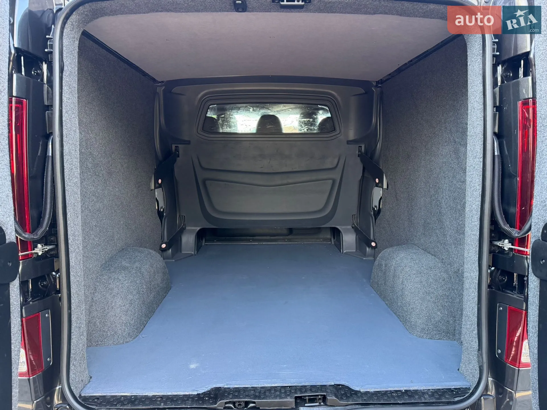 2019 Opel Vivaro - мініатюра 38