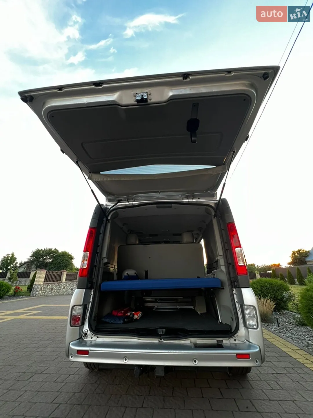 2011 Opel Vivaro - мініатюра 22