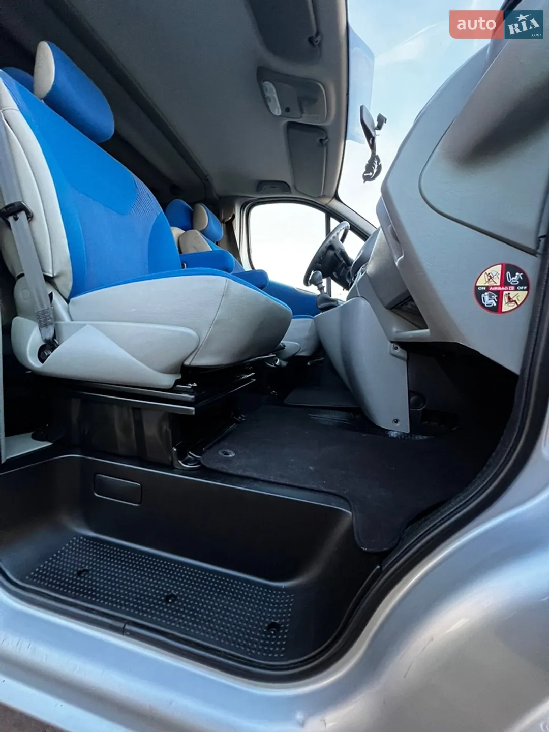2011 Opel Vivaro - мініатюра 53