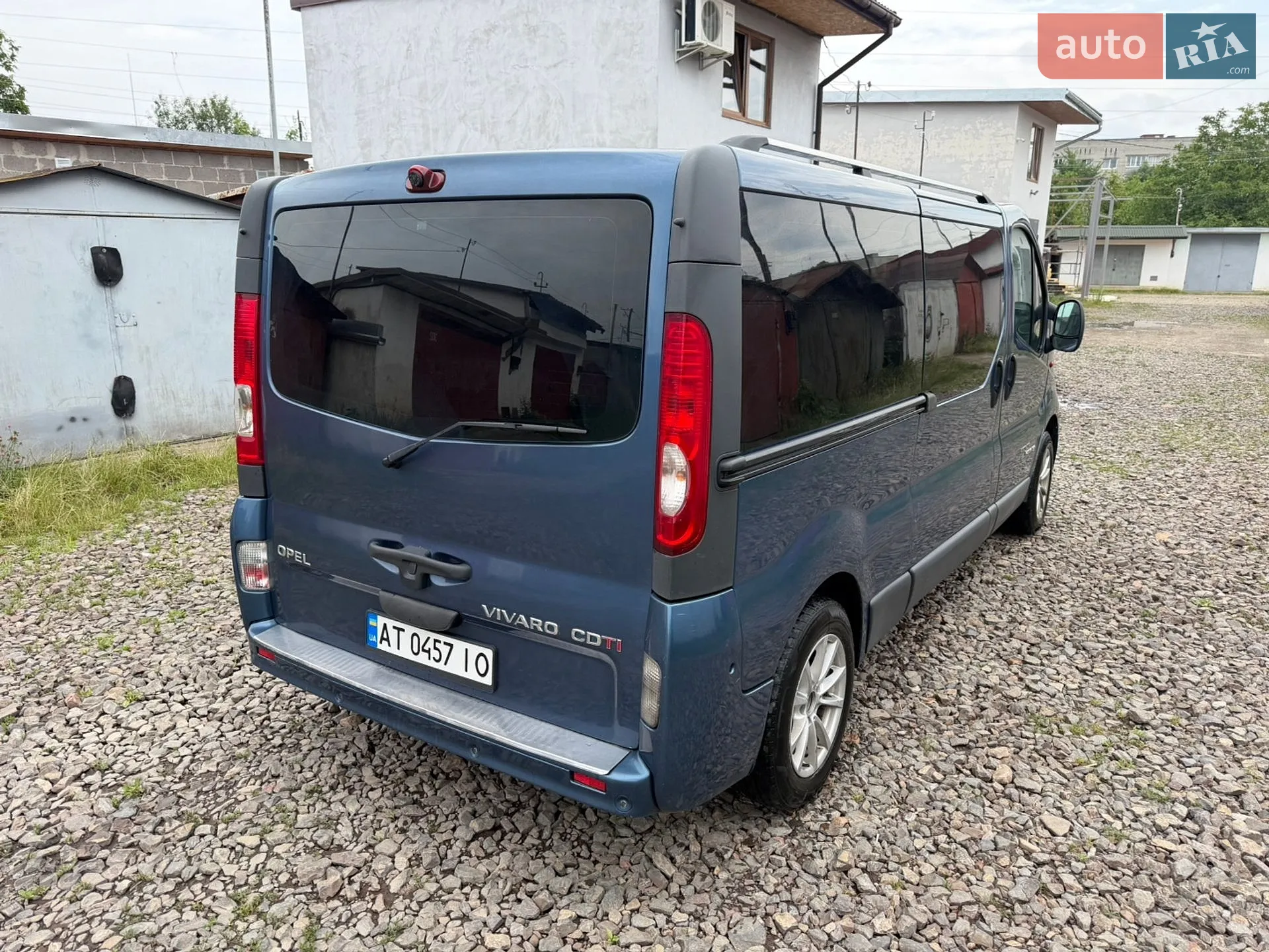 2010 Opel Vivaro - мініатюра 11
