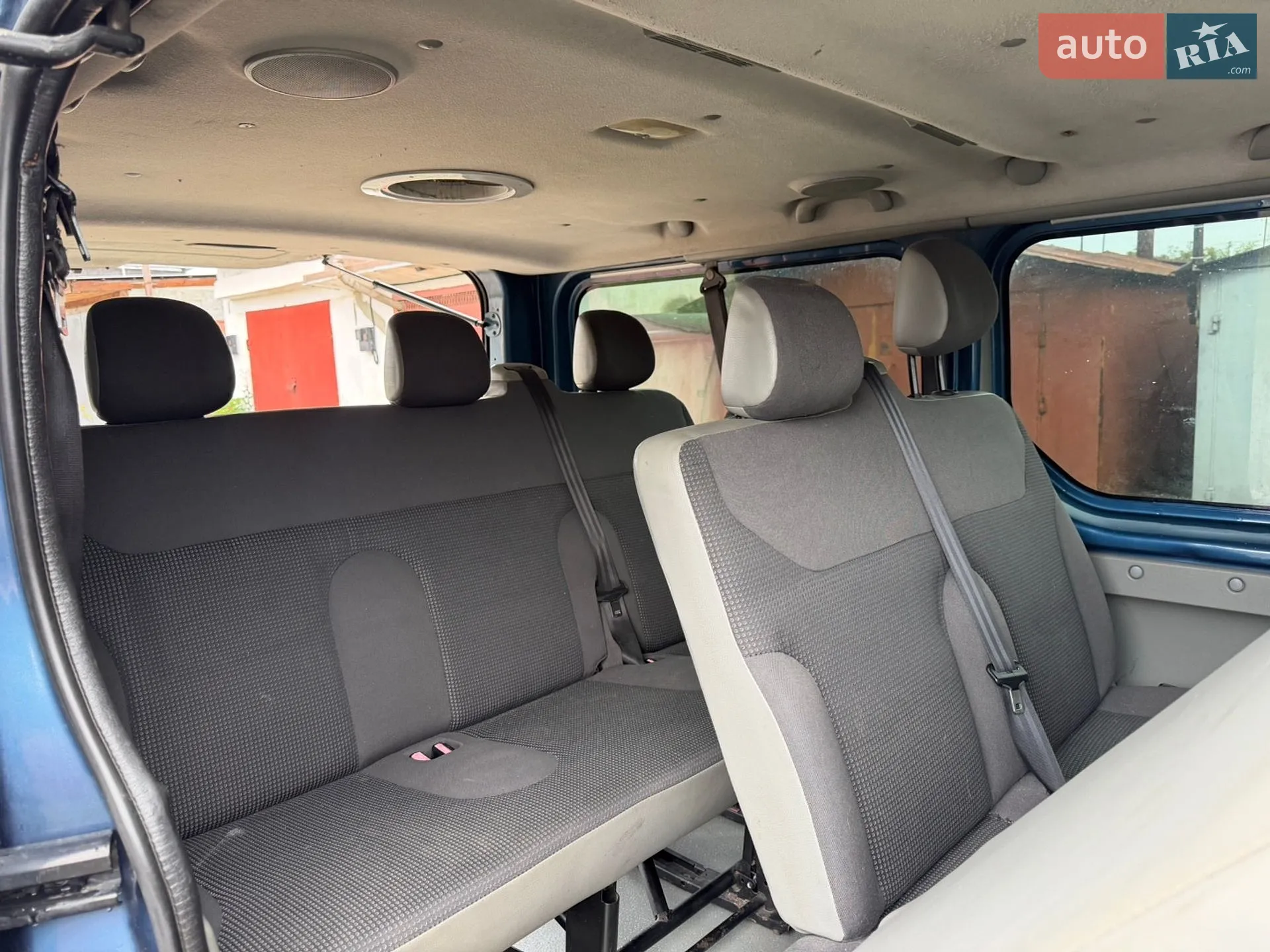 2010 Opel Vivaro - мініатюра 29