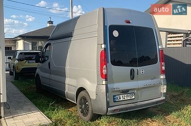 Вантажний фургон Opel Vivaro 2006 в Києві