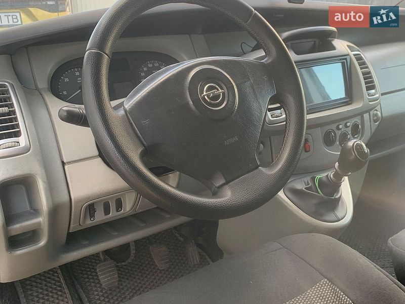 Грузовой фургон Opel Vivaro 2006 в Киеве
