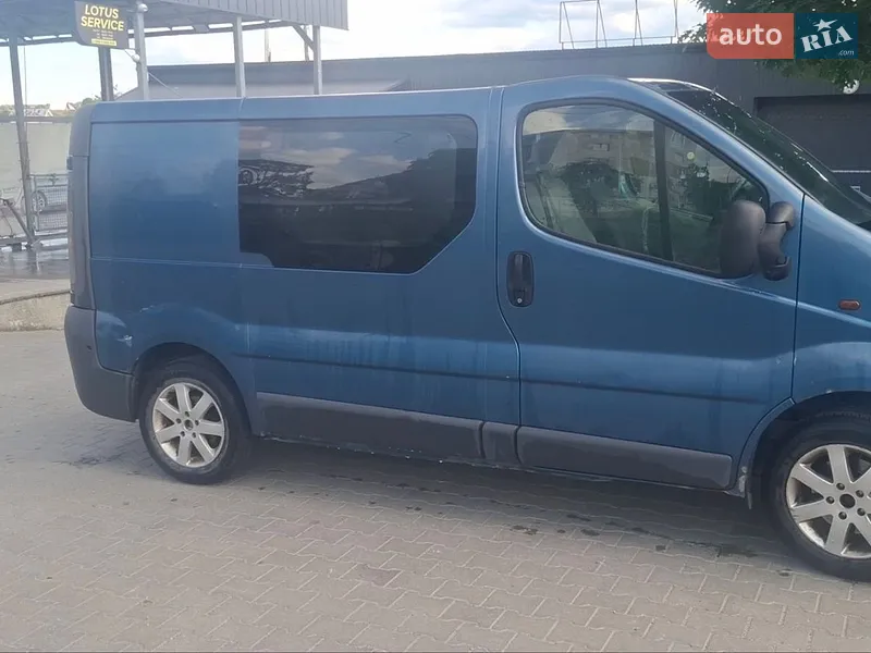 Opel Vivaro 2006