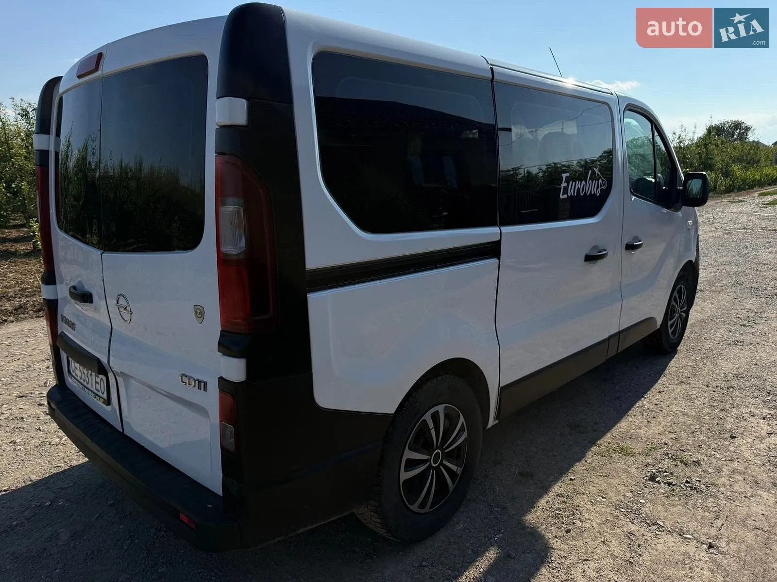 2015 Opel Vivaro - мініатюра 2