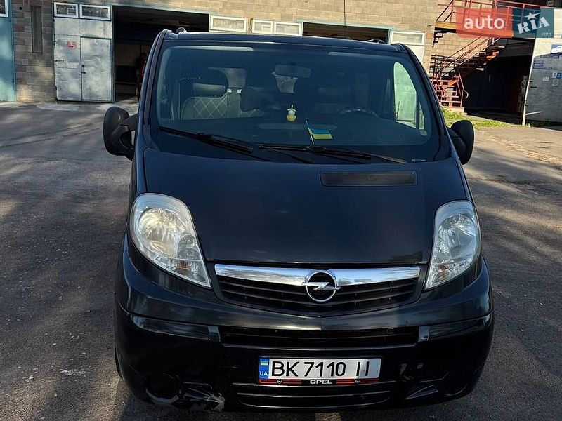 Минивэн Opel Vivaro 2008 в Березному