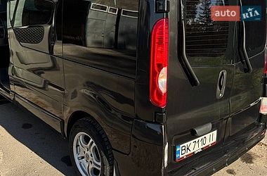 Минивэн Opel Vivaro 2008 в Березному
