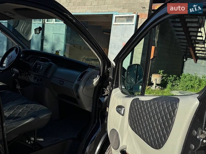 Минивэн Opel Vivaro 2008 в Березному