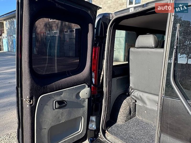 Минивэн Opel Vivaro 2008 в Березному