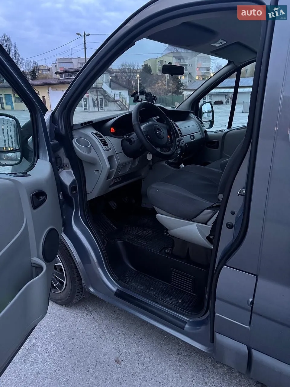 2011 Opel Vivaro - мініатюра 12