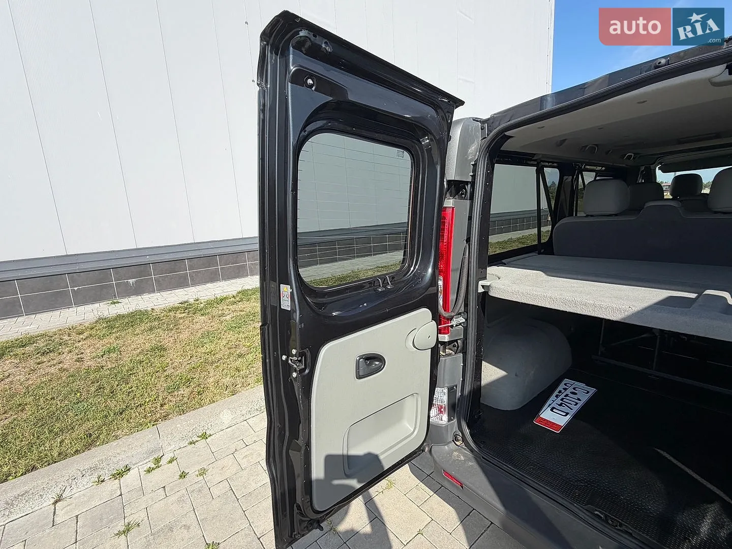 2012 Opel Vivaro - мініатюра 27