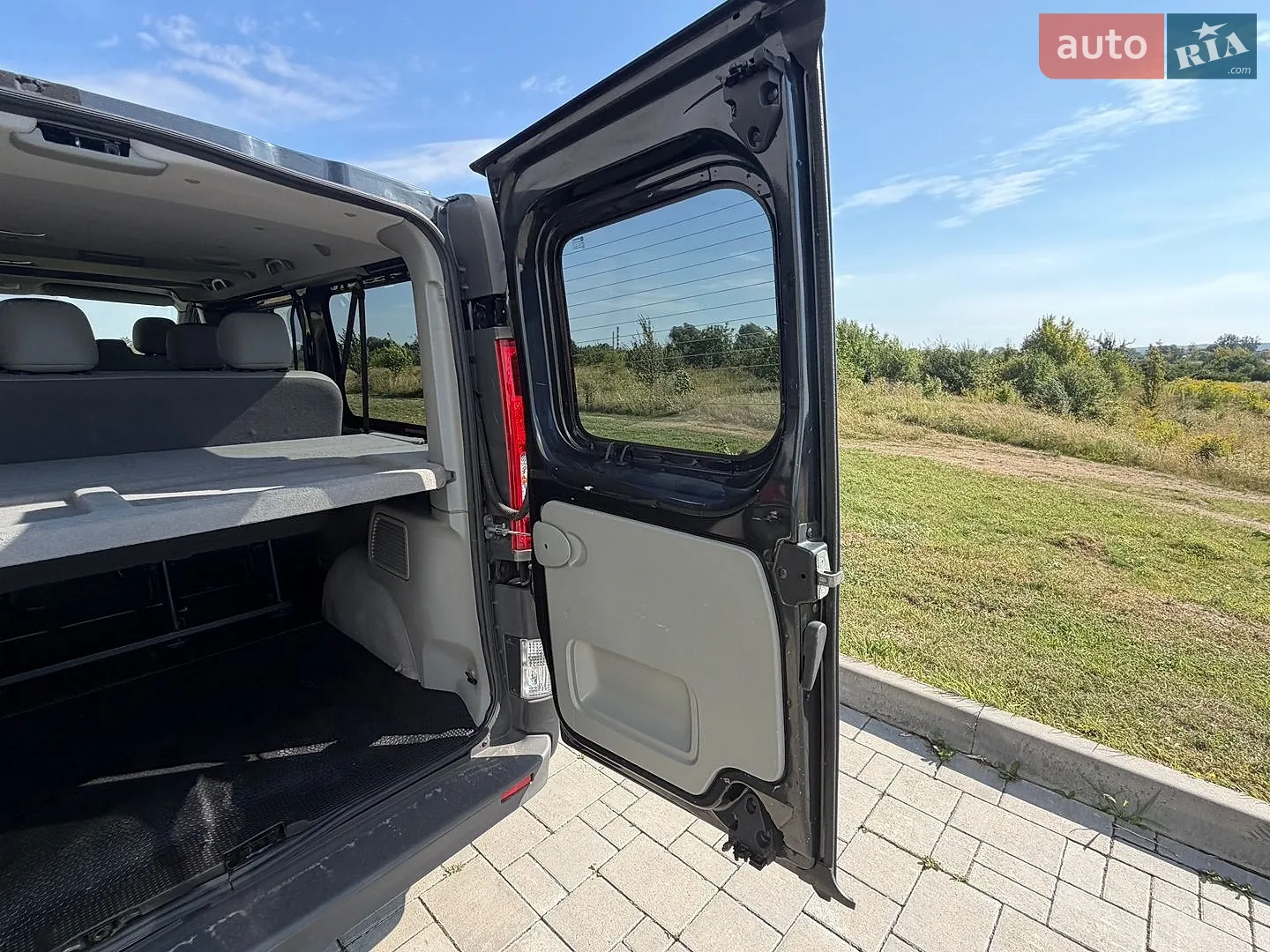 2012 Opel Vivaro - мініатюра 28