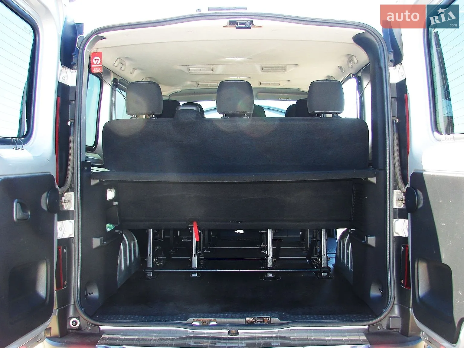 2014 Opel Vivaro - мініатюра 11