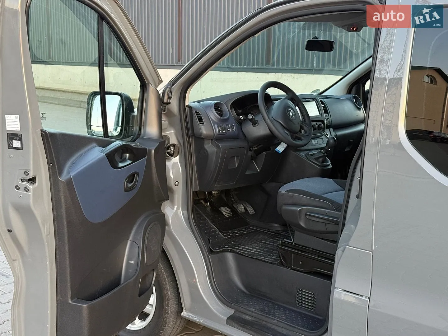 2016 Opel Vivaro - мініатюра 23