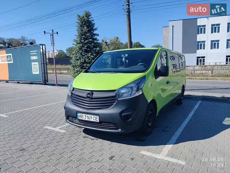 Opel Vivaro 2016
