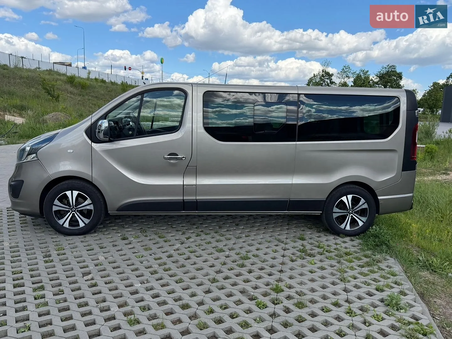2015 Opel Vivaro - мініатюра 6