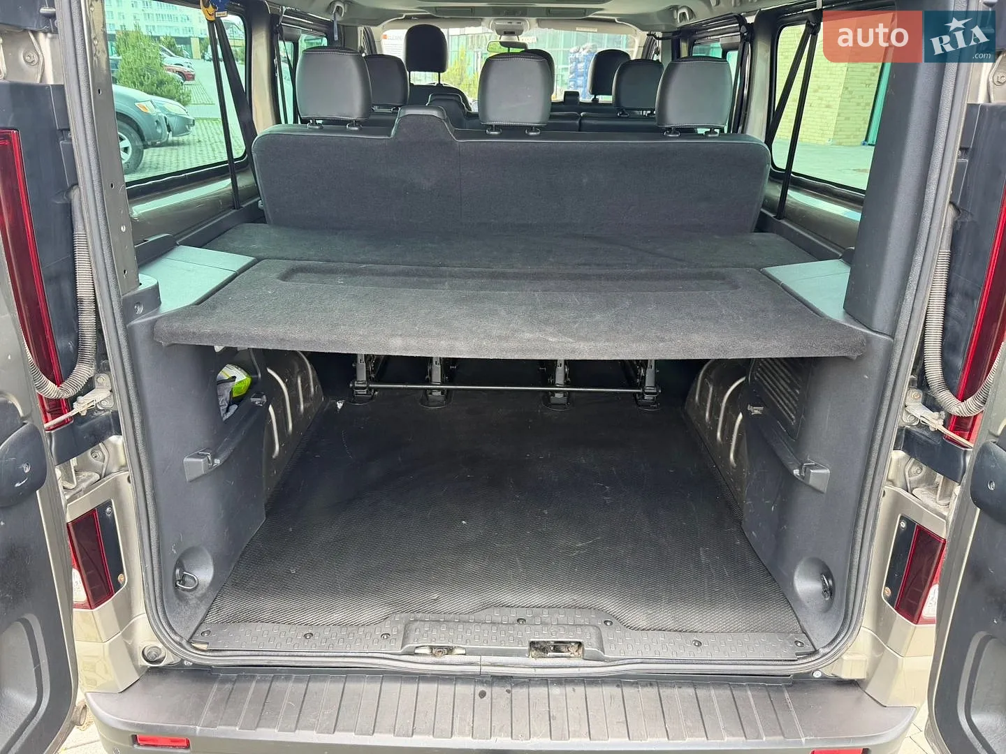 2015 Opel Vivaro - мініатюра 30