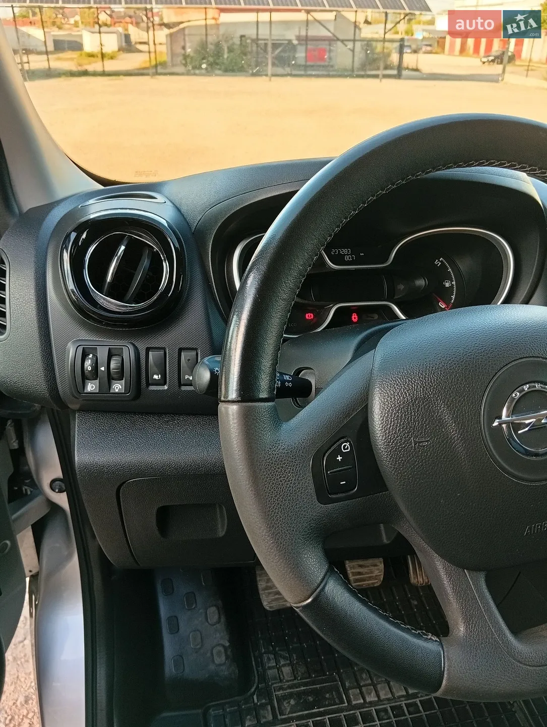 2017 Opel Vivaro - мініатюра 17